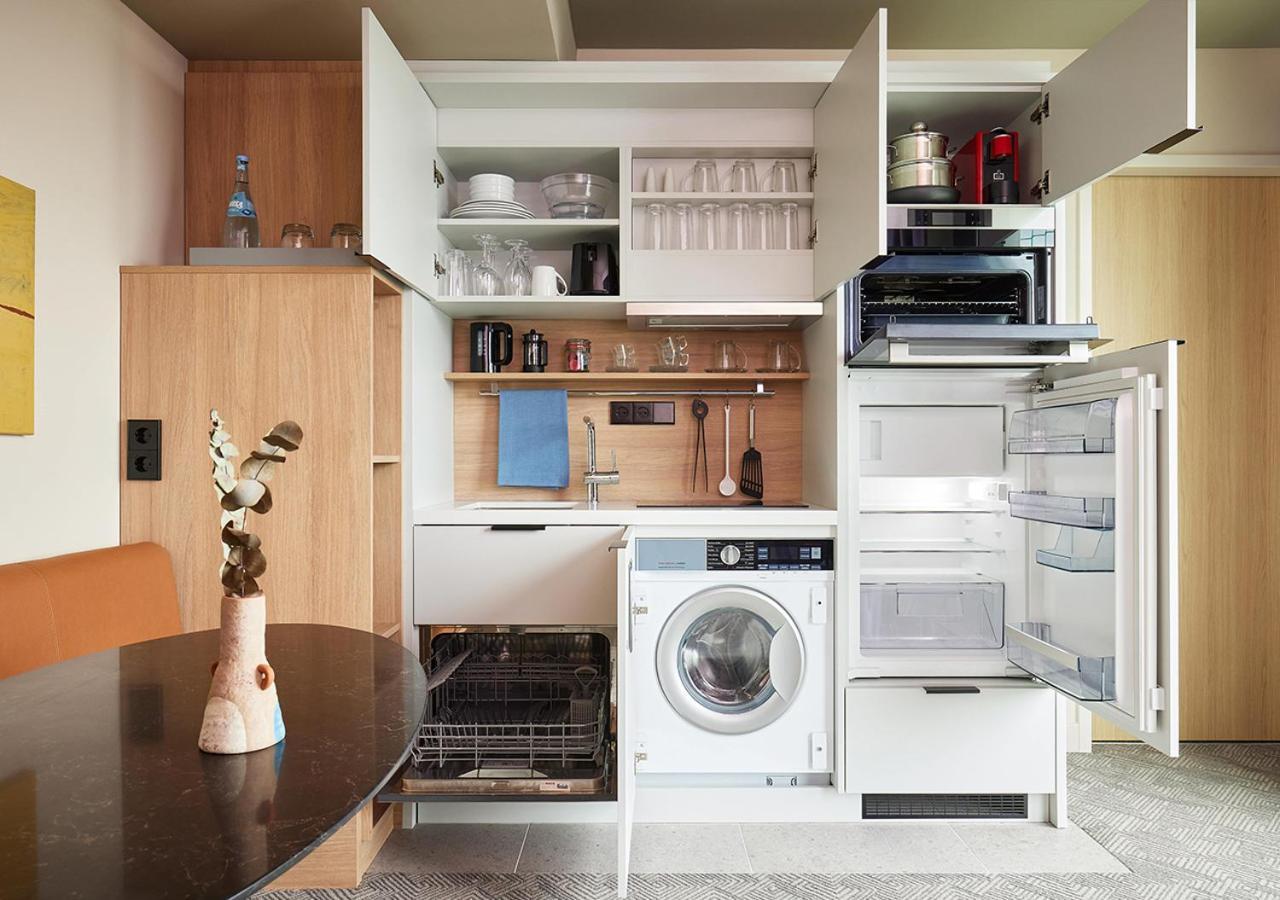 Deluxe Queen Studio,1295514430:JPEG